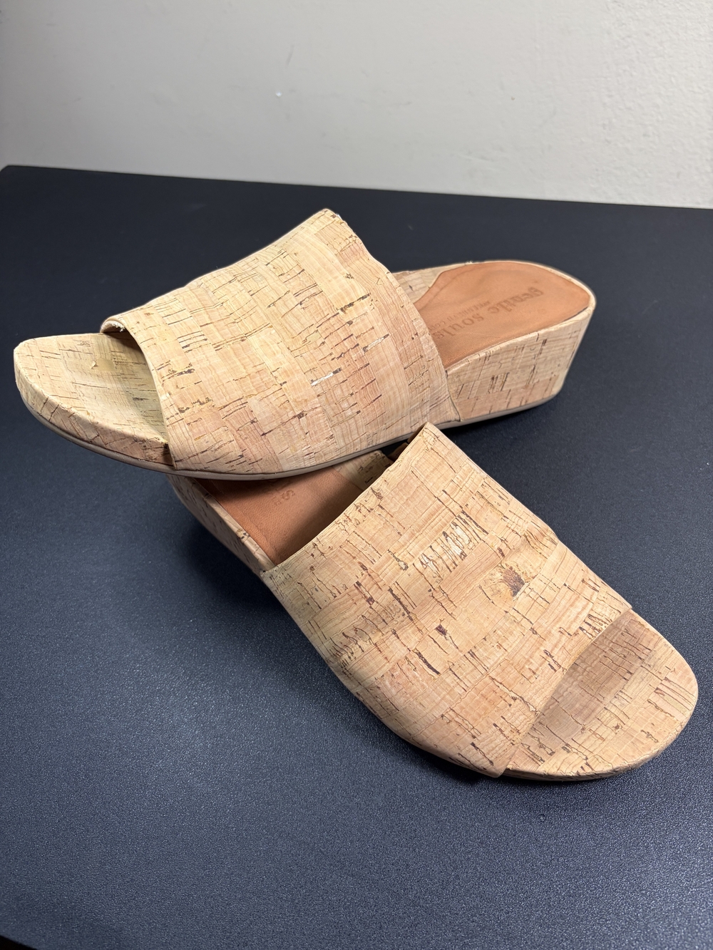 Kenneth Cole Gentle Souls Sandals, Natural Cork-Textured Slide Wedges Size 11M
